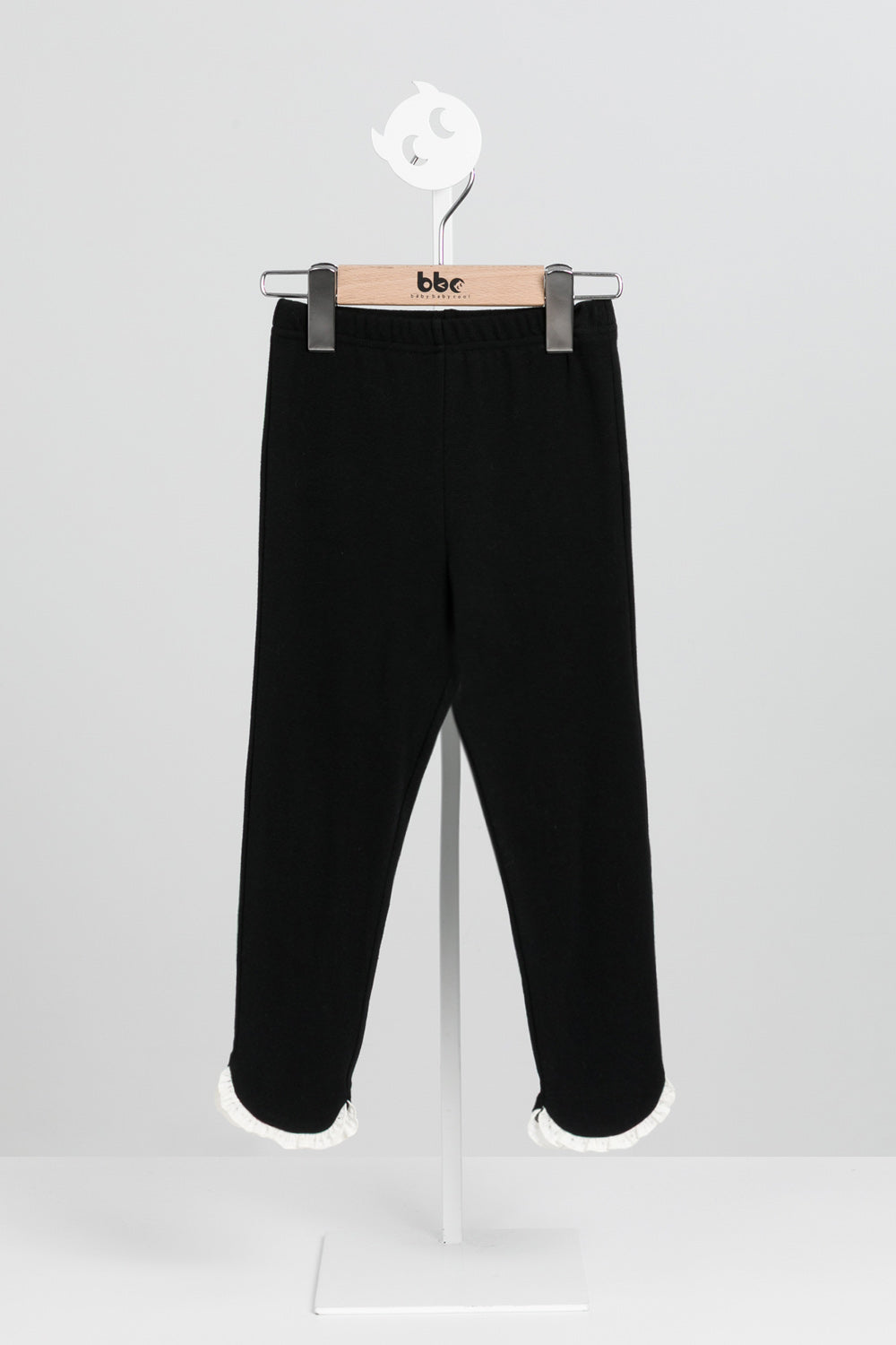 【予約商品】Main コレクション:Lily フリルレギンスパンツ