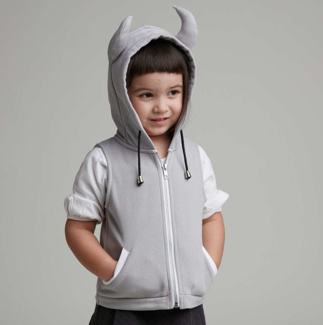 bbcモンスターフード付きベスト