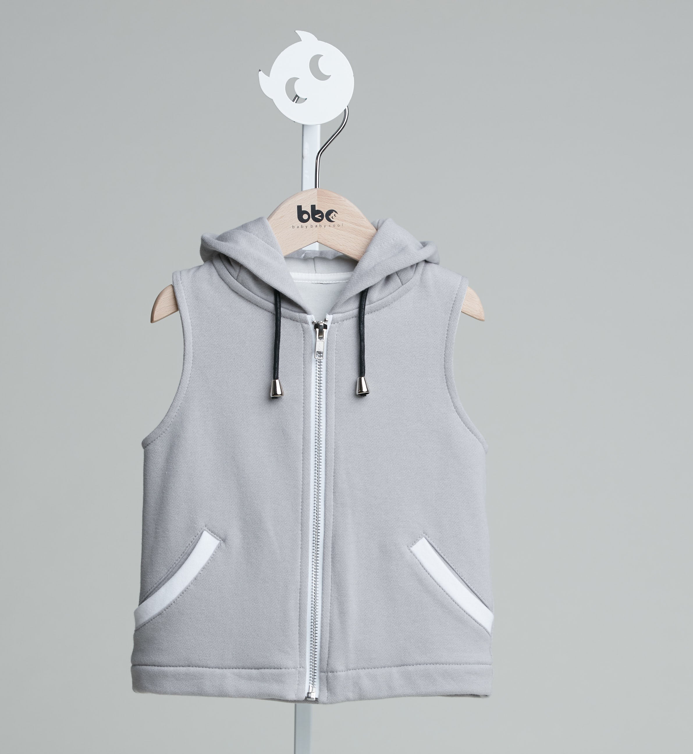 bbcモンスターフード付きベスト