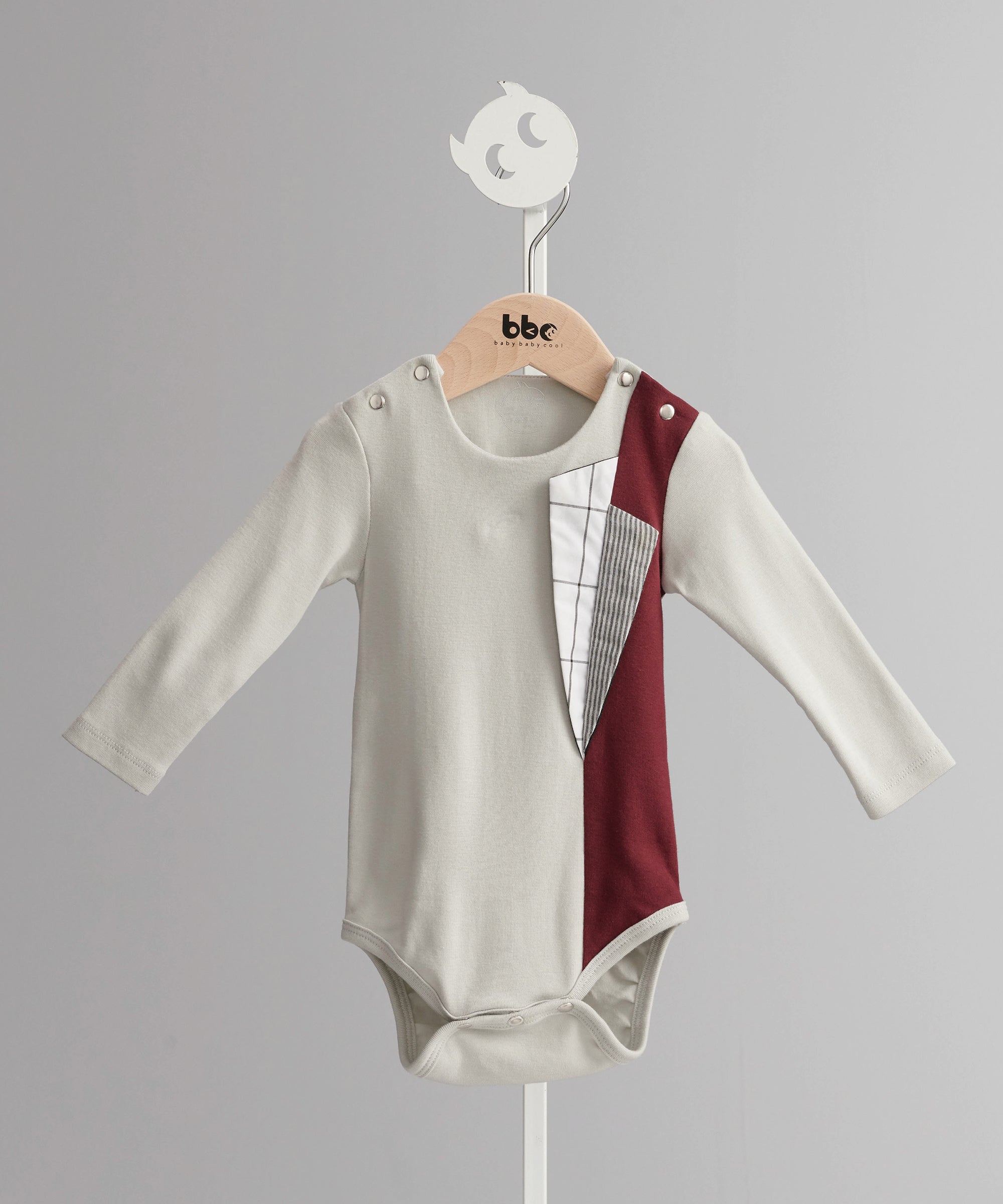 ジェントルマン・カラーブロックスーツロンパース