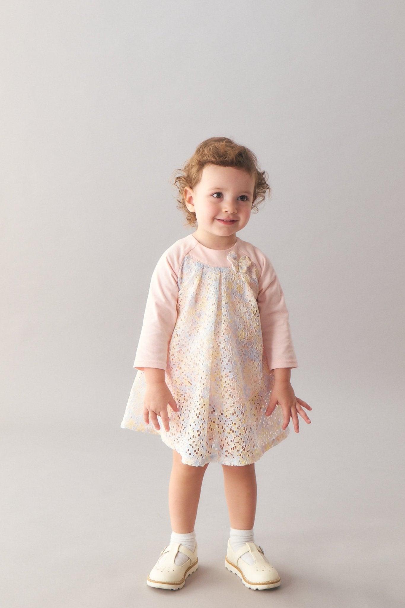 ちょうちょのプリズムワンピースロンパース