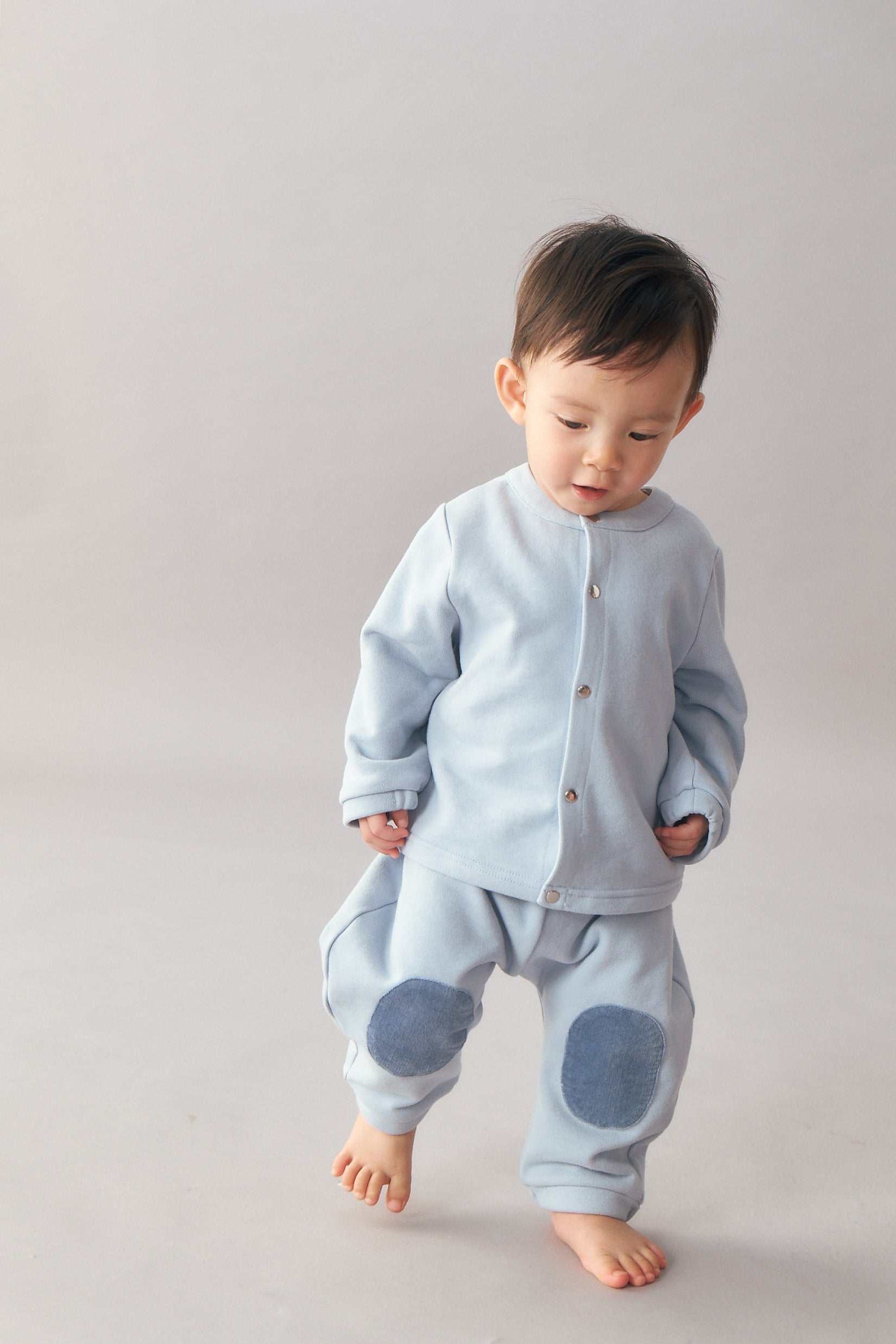 オーガニックデニム・ニーパッチパンツ