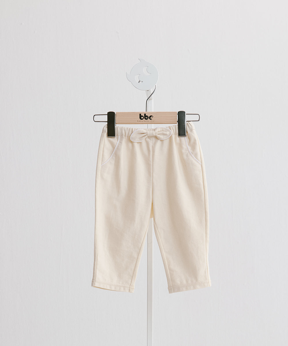 お嬢さまのお気に入りリボンパンツ