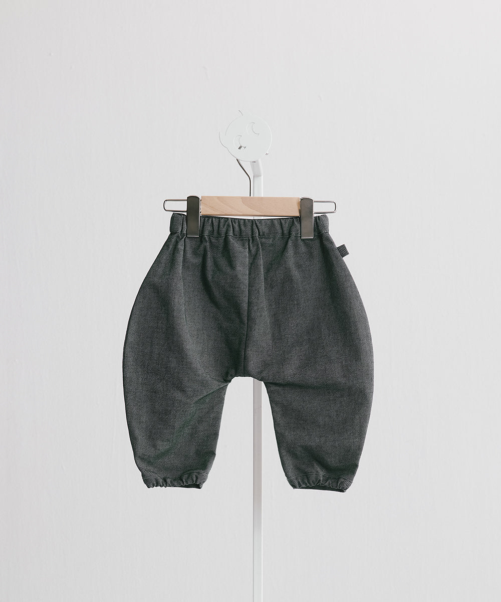 オーガニックデニム・ニーパッチパンツ