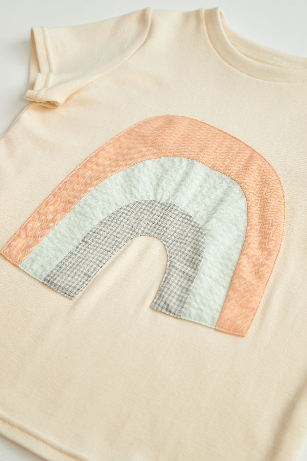 Main コレクション: Rainbow Dream - 虹柄Tシャツ