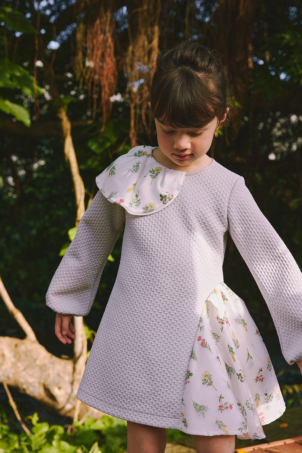 【予約商品】Mainコレクション:舞う花ロングスリーブワンピース