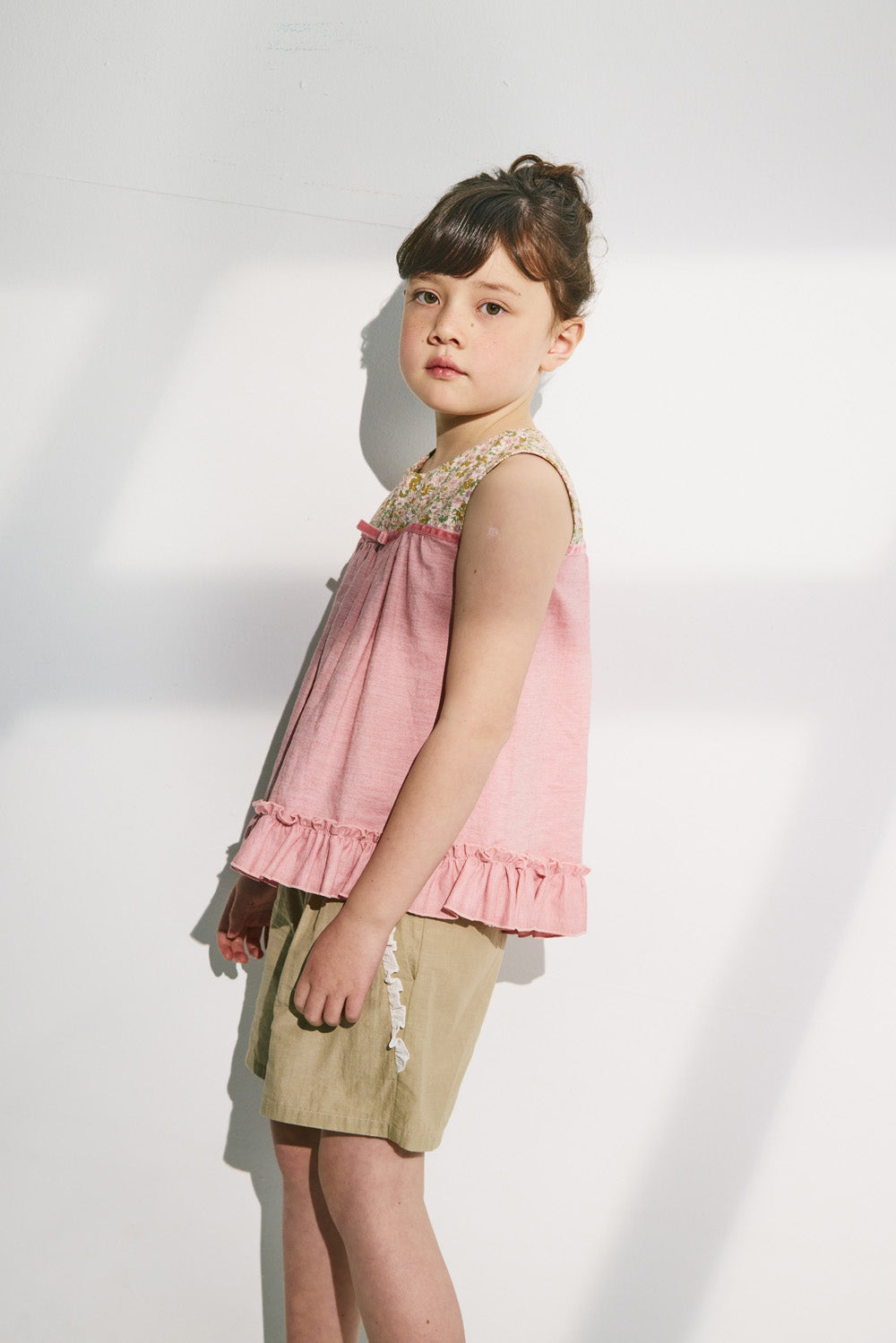 【予約商品】Luxury コレクション:Petit フラワープリントノースリーブトップス