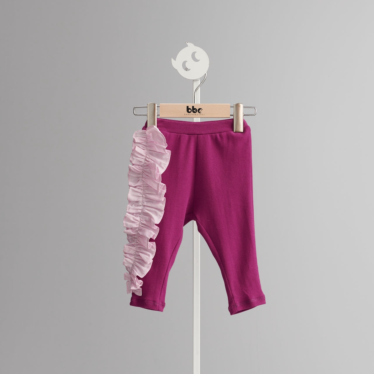 ひらひらちょうちょのフリルセットアップ