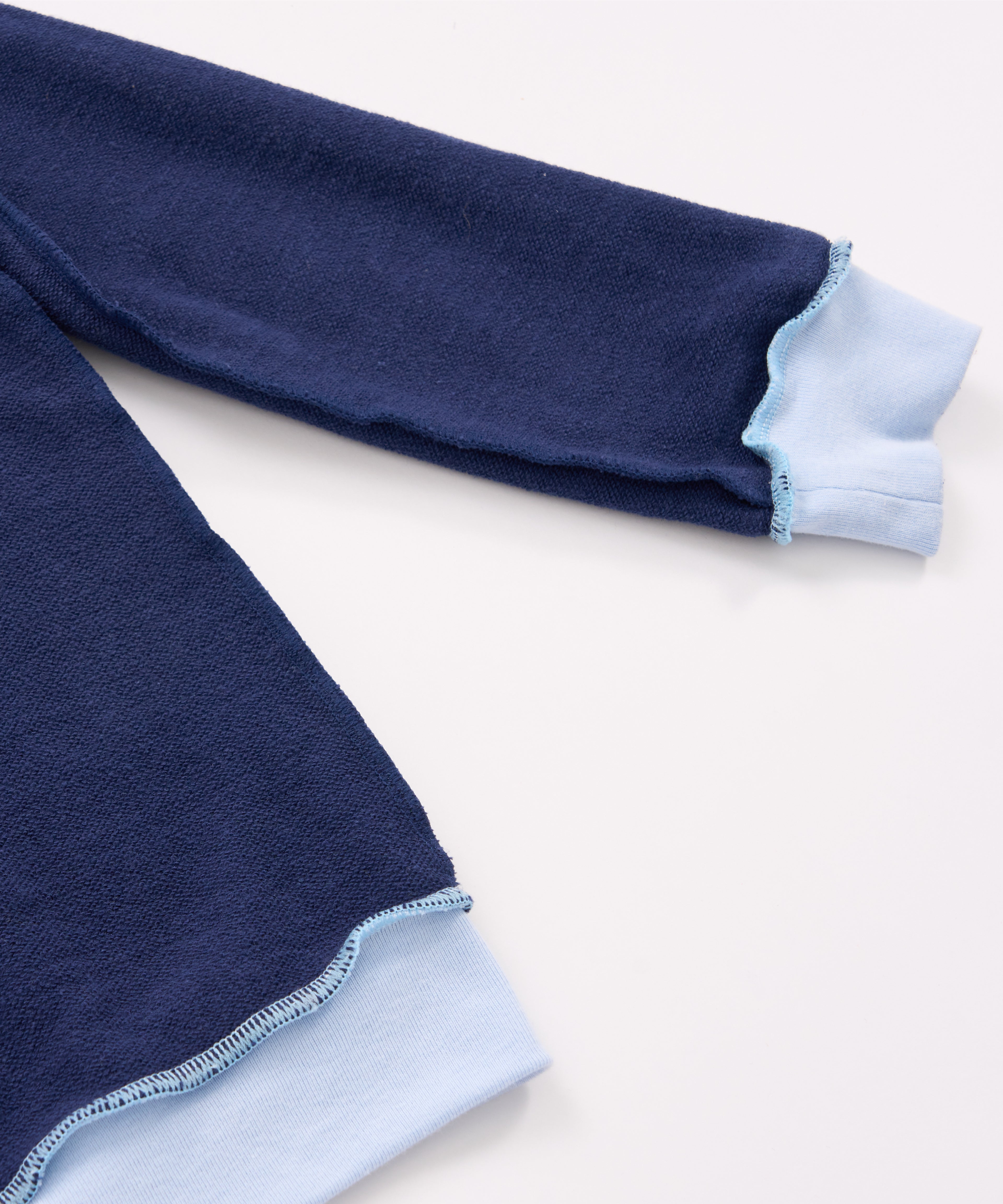 bbcモンスターロールカ ラー&パーカーひもトップス