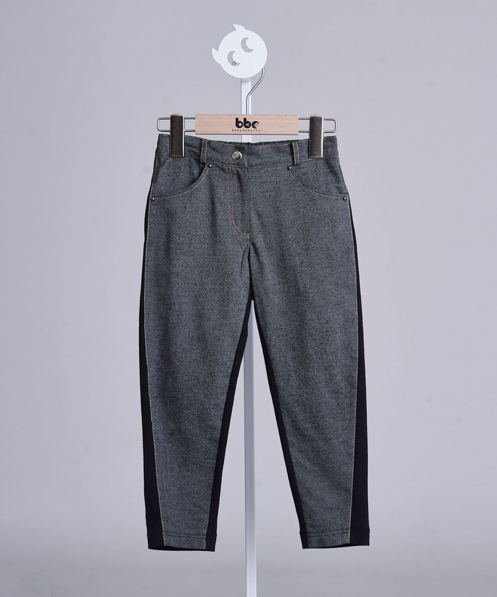 クラシックデニムサイドパネルパンツ