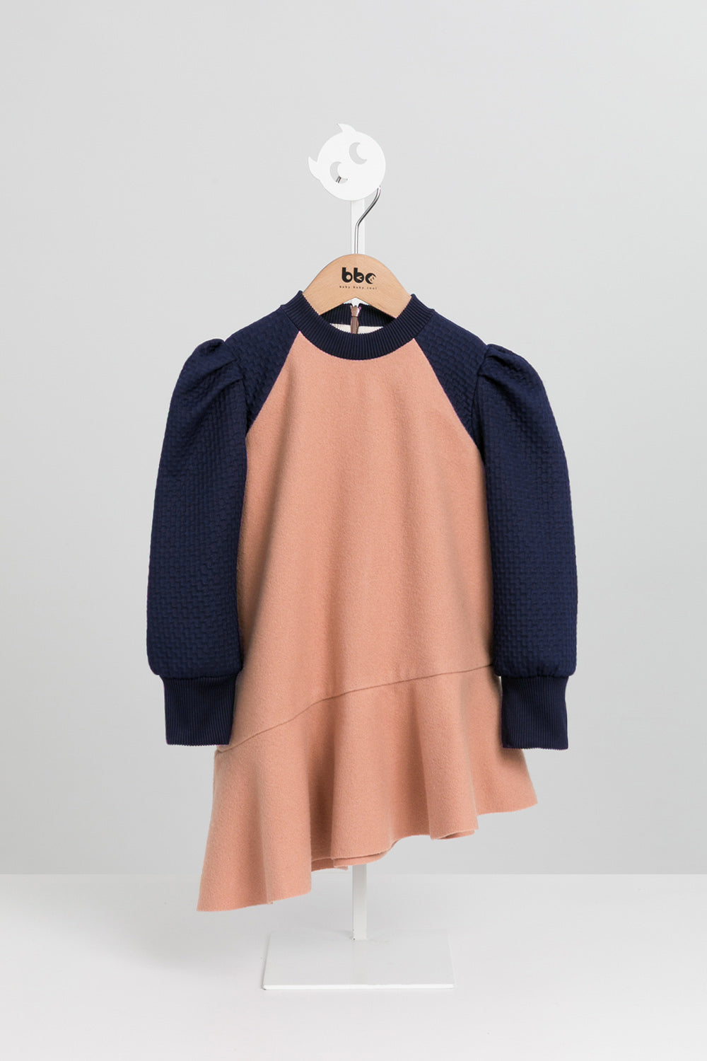 【予約商品】Luxuryコレクション：アシンメトリーウールロング丈トップス