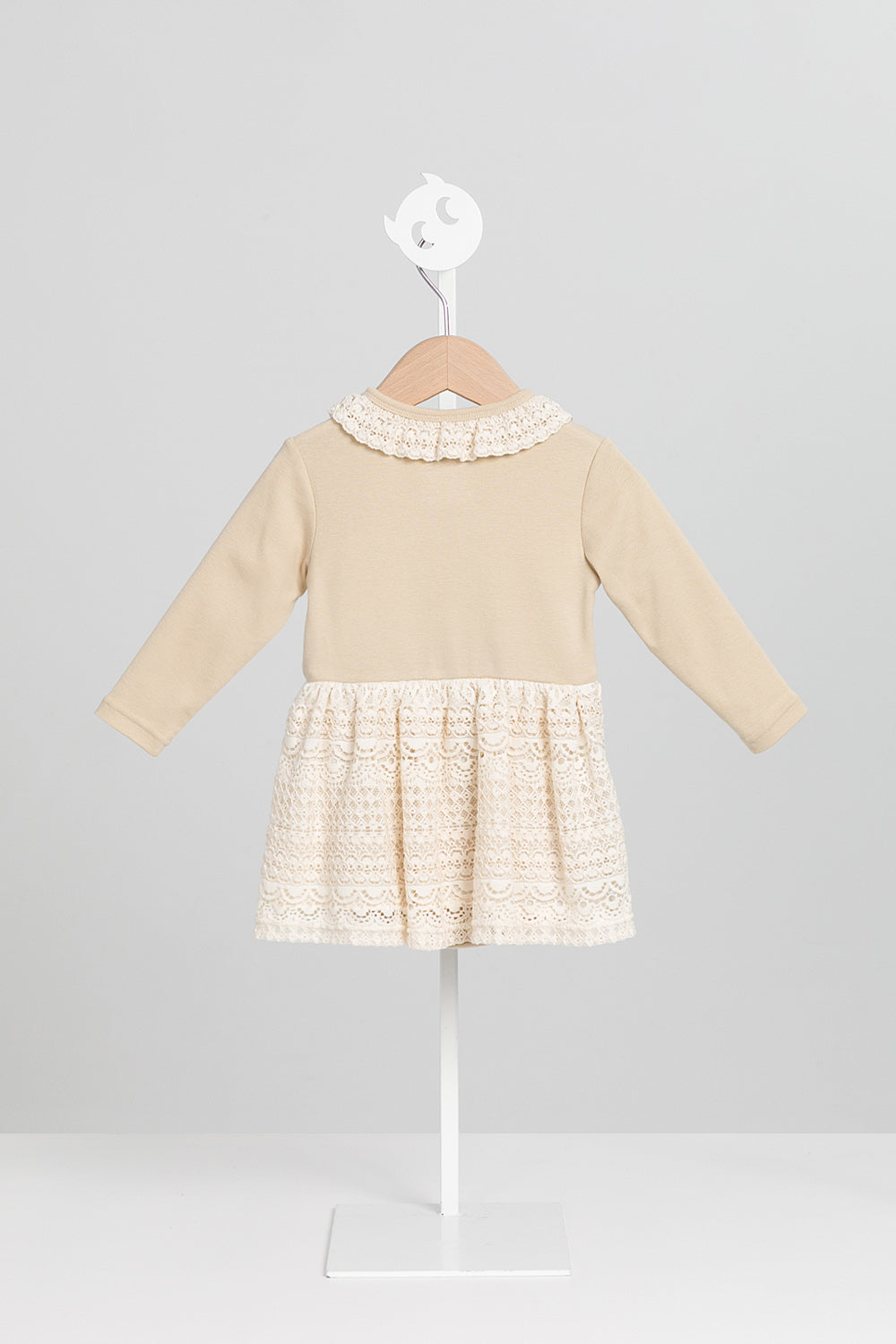 【予約商品】Mainコレクション：Petal Puffレースワンピースロンパース