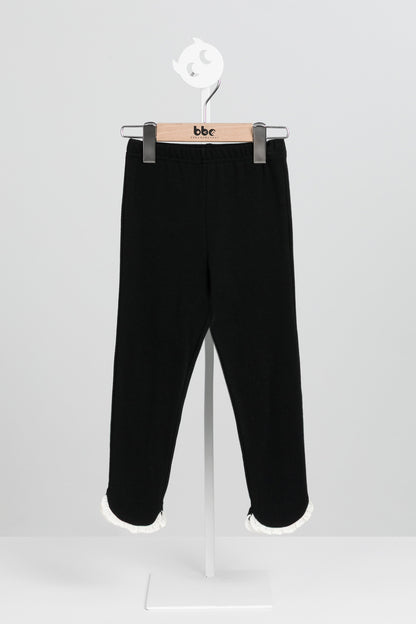 【予約商品】Main コレクション：Lily フリルレギンスパンツ