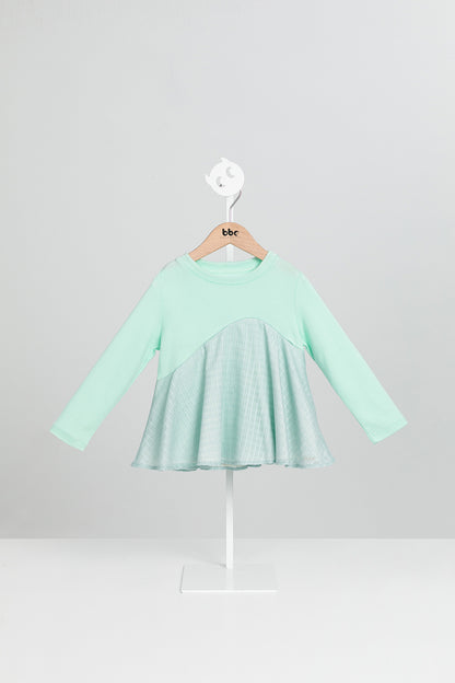 【予約商品】Mainコレクション：Whisperガーデンフレアトップス