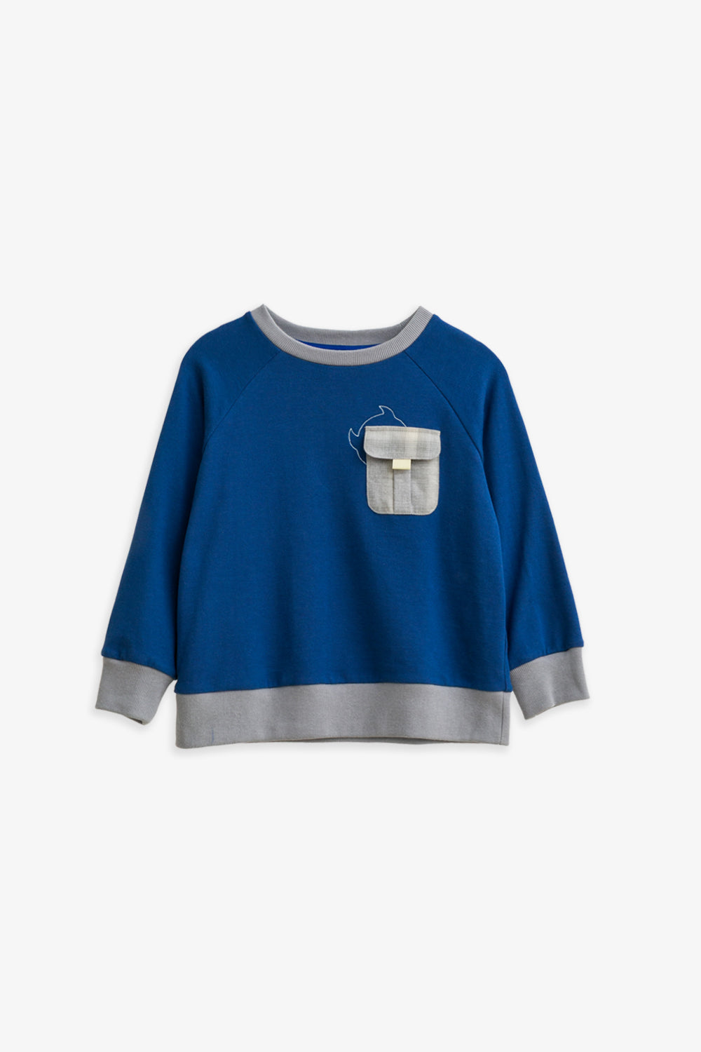 【予約商品】Mainコレクション：Finn スポーティー ポケット刺繍 オーガニックコットン長袖トップス