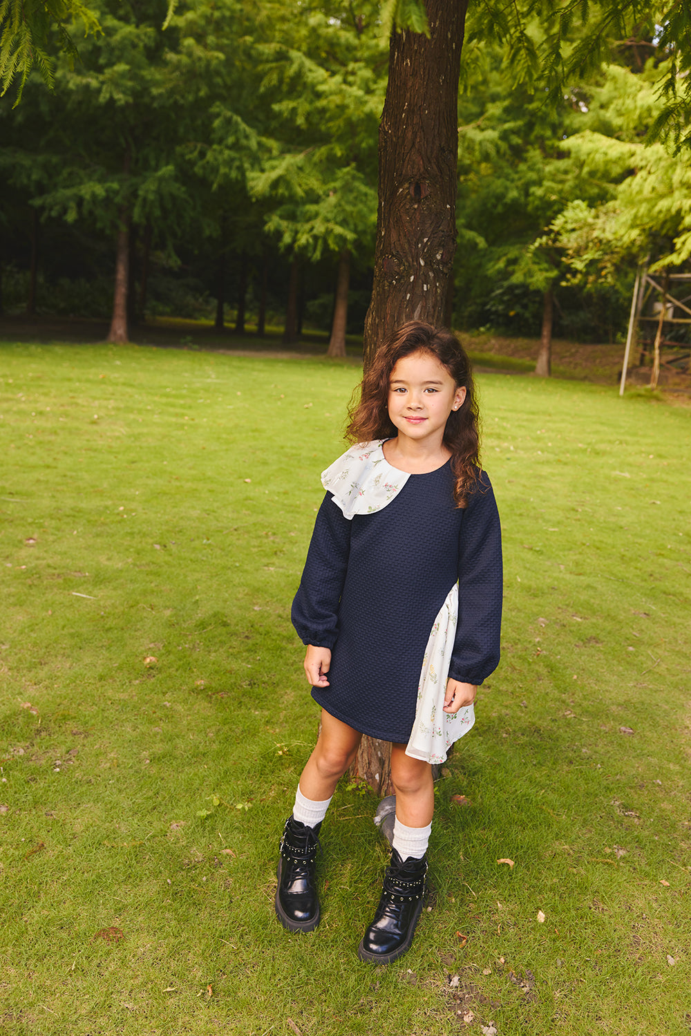 【予約商品】Mainコレクション：舞う花ロングスリーブワンピース