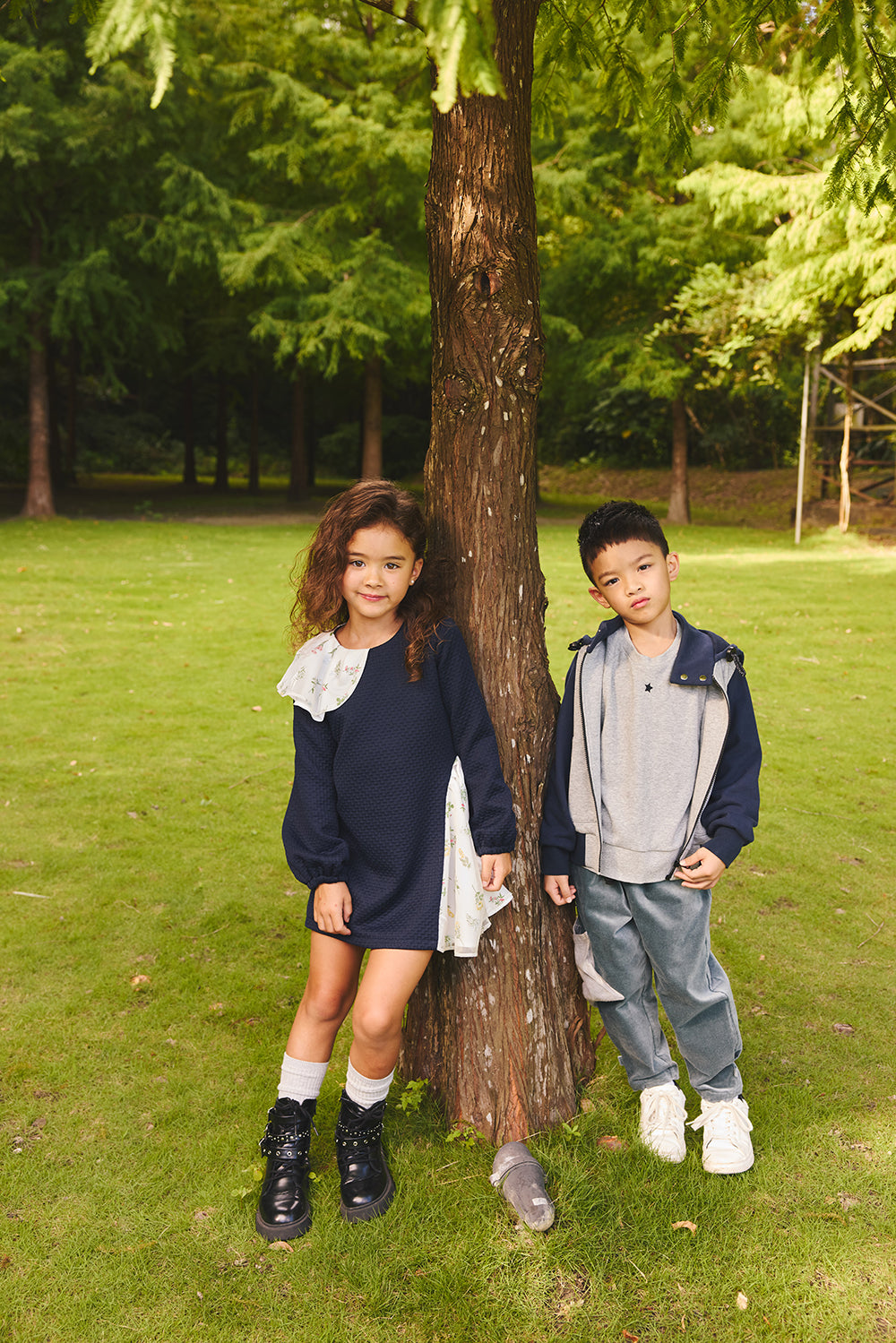 【予約商品】Mainコレクション：舞う花ロングスリーブワンピース