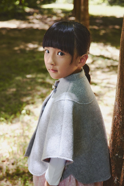 【予約商品】Luxuryコレクション：Jolieリボン襟ウールケープコート