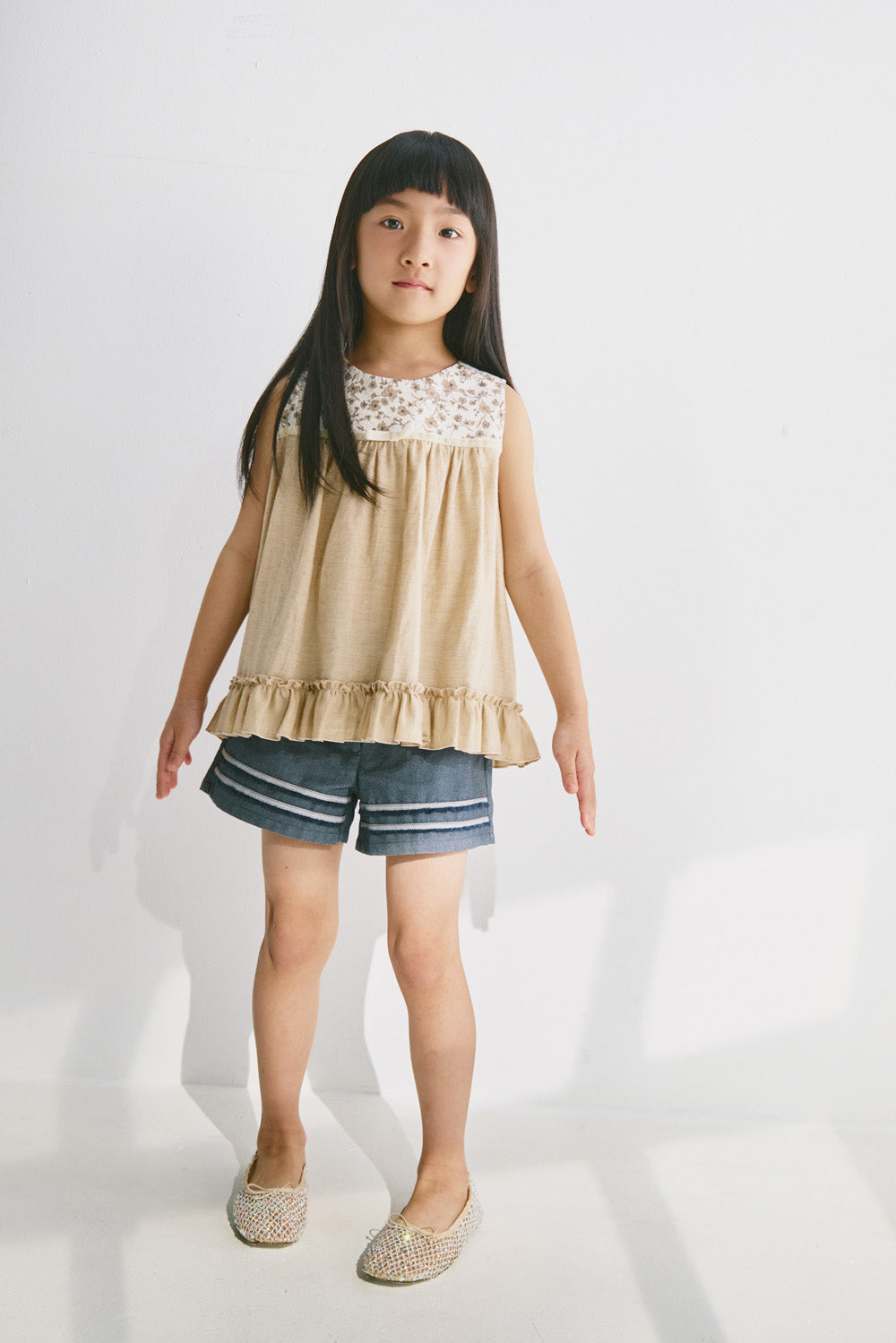 【予約商品】Luxury コレクション：Petit フラワープリントノースリーブトップス