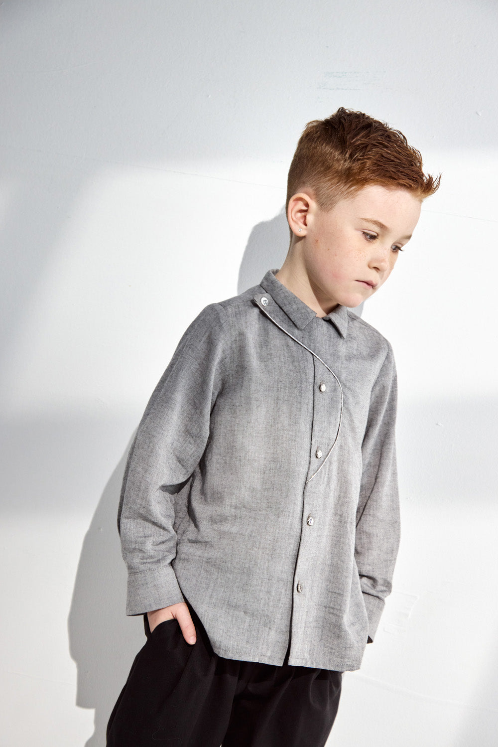 【予約商品】Luxury コレクション：Edmund 流線デザイン長袖シャツ
