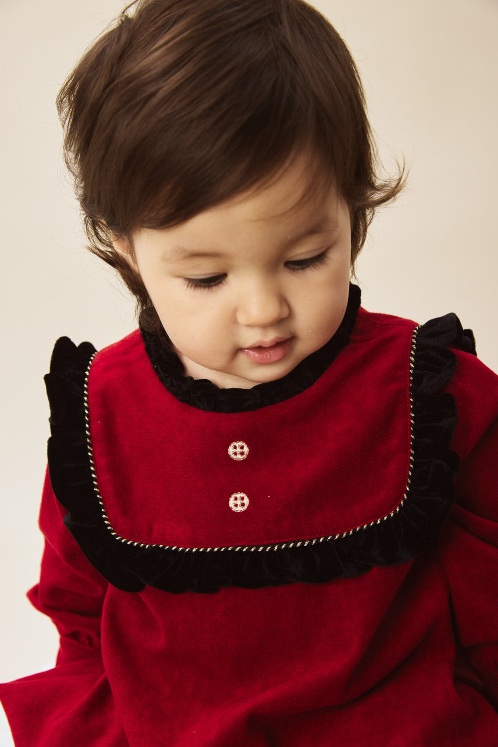 【予約商品】Luxuryコレクション：Winter Tale ベロア フリルカラー 長袖カバーオール