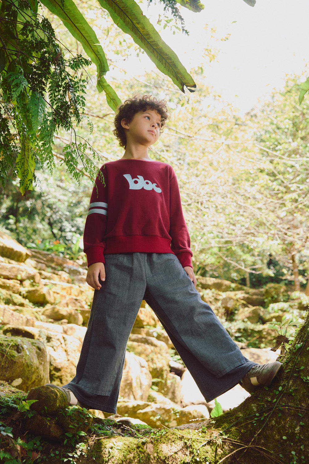 【予約商品】Mainコレクション：The Little Wanderer ラインテープ刺繍長袖トップス