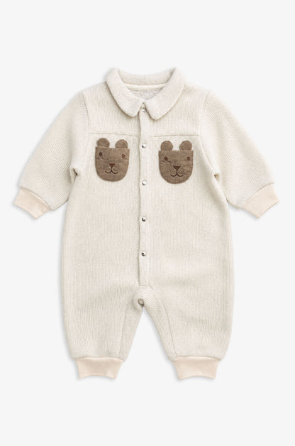 【予約商品】Luxuryコレクション：Woodland Bear ウールライクテクスチャー クマポケット長袖カバーオール