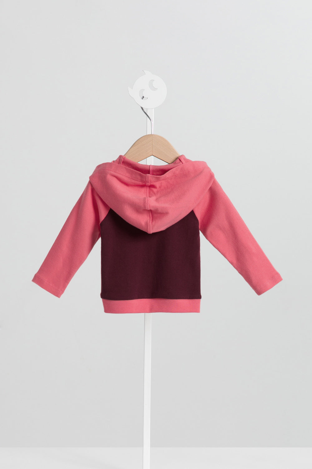 【予約商品】Mainコレクション：Motionフード付トップス