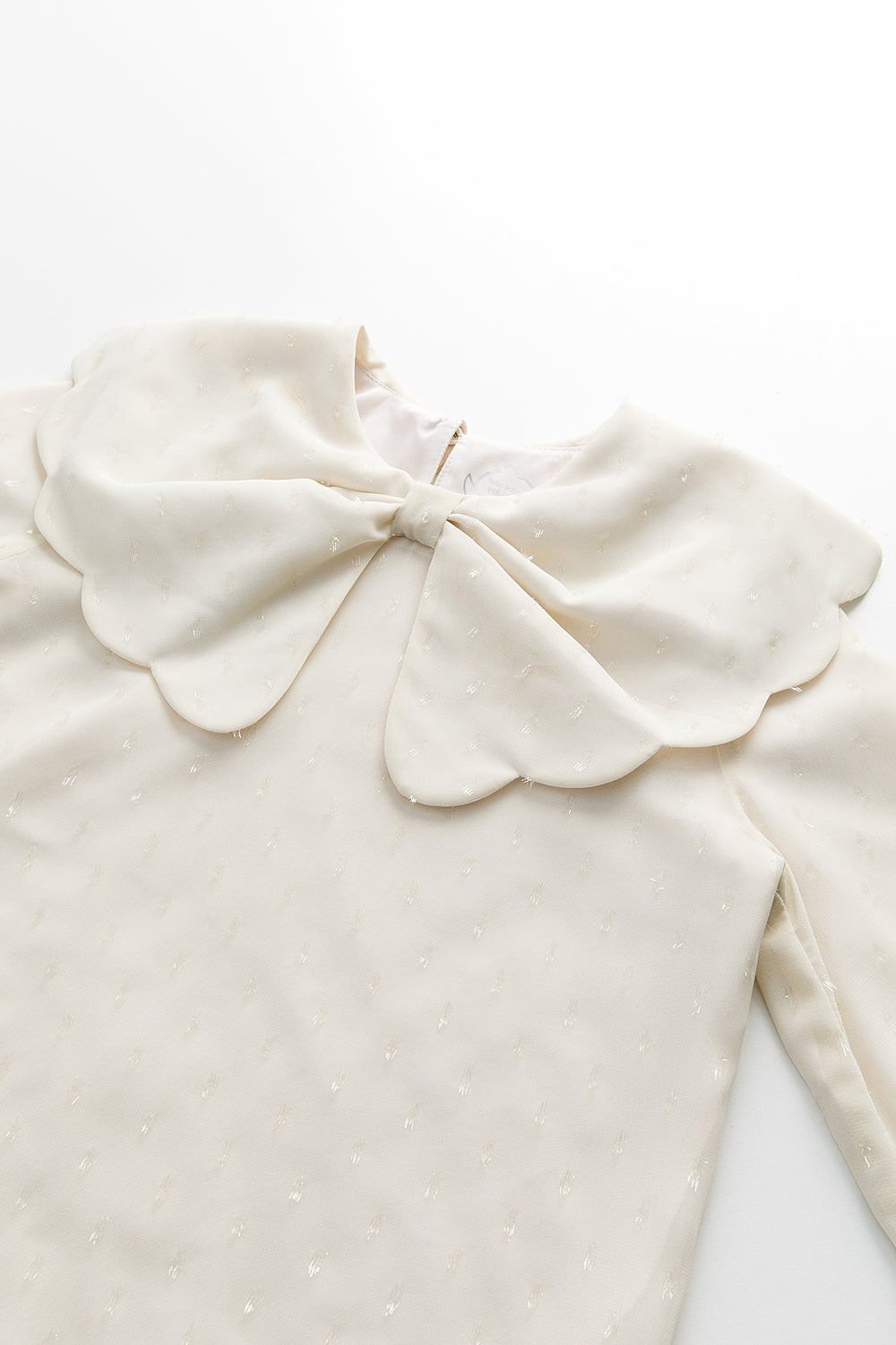 【予約商品】Luxuryコレクション：Winter Blossom ラメシフォン リボンカラー長袖ブラウス
