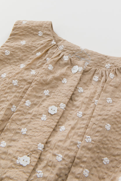 Luxuryコレクション：Meadowフラワー刺繍トップス