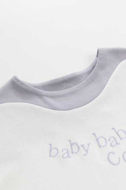 【予約商品】Main コレクション Modern ロゴ刺繍切替デザインTシャツ