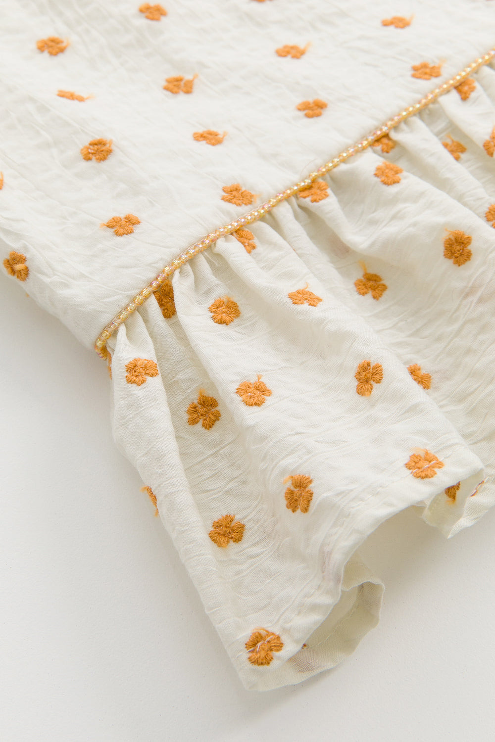 【予約商品】Luxury コレクション：Lumi ペタルスリーブトップス