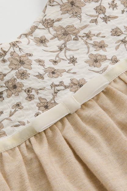 【予約商品】Luxury コレクション：Petit フラワープリントノースリーブトップス
