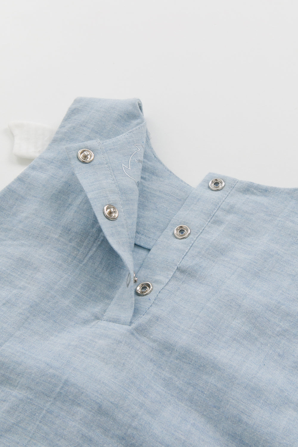 【予約商品】Main コレクション：Lumi バタフライトップス