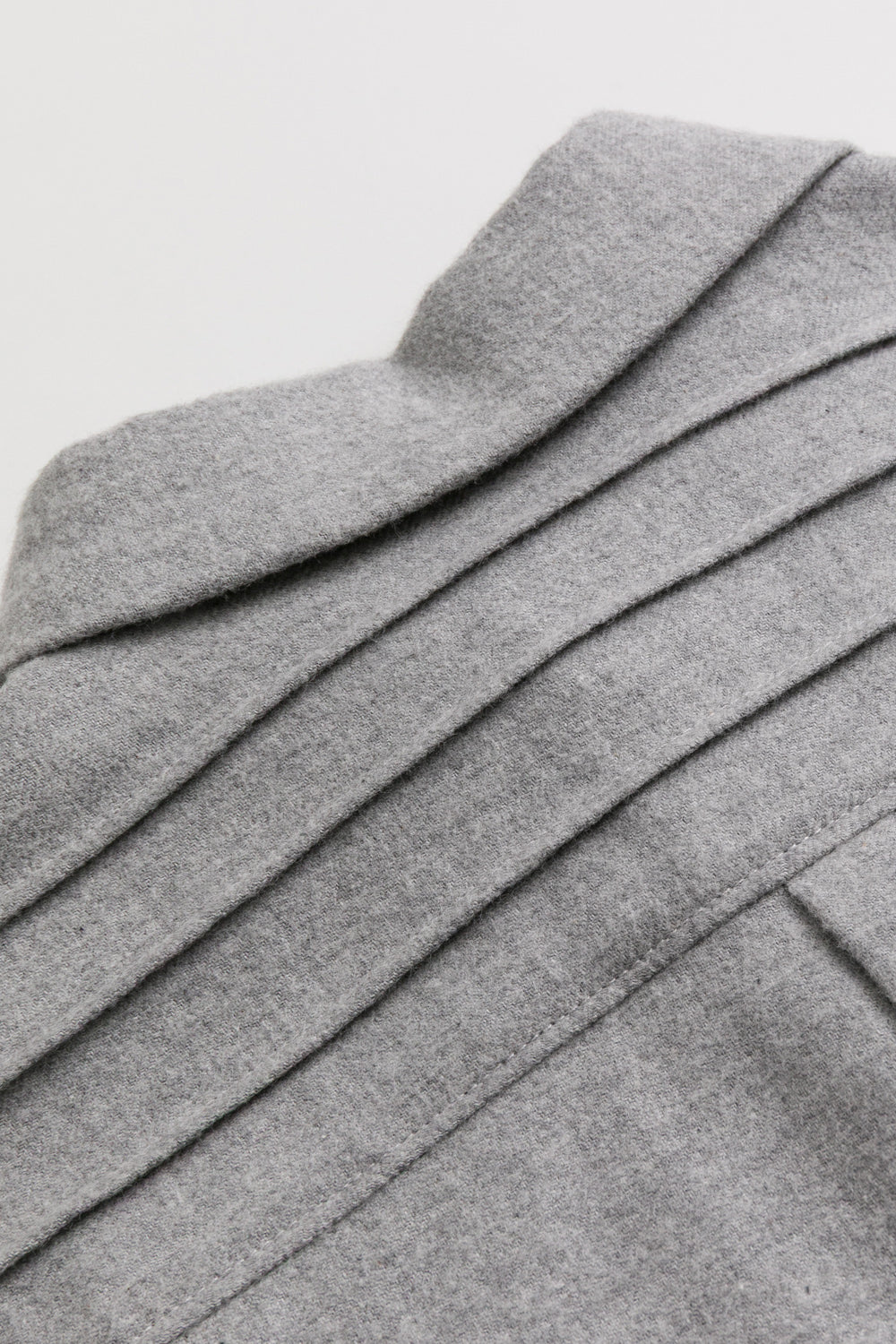 【予約商品】Mainコレクション：Little Poet ピンタック オーガニックコットン長袖シャツ