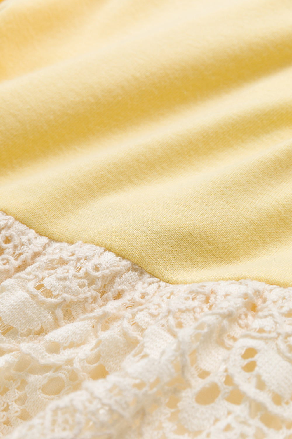 【予約商品】Mainコレクション：Petal Puffレースワンピースロンパース